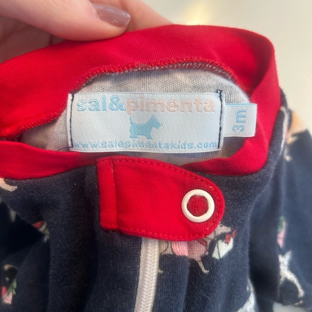 Sal & Pimenta Dog Christmas romper! Boys Size 3 Months! Too Cute! - Picture 3 of 5